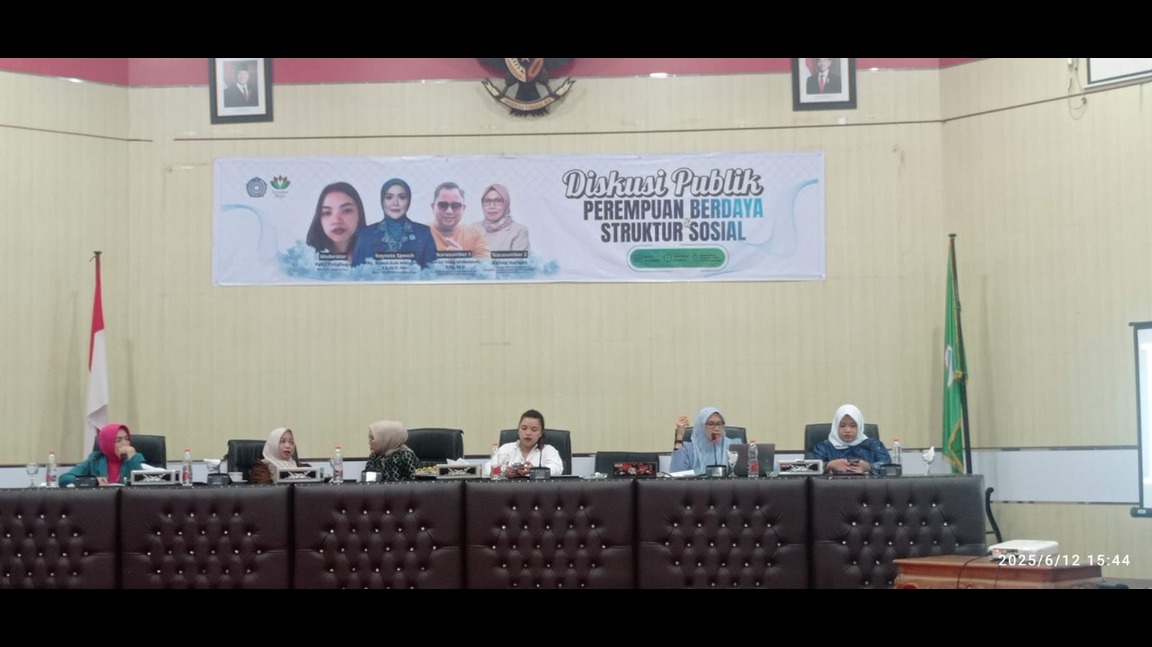 Diskusi publik